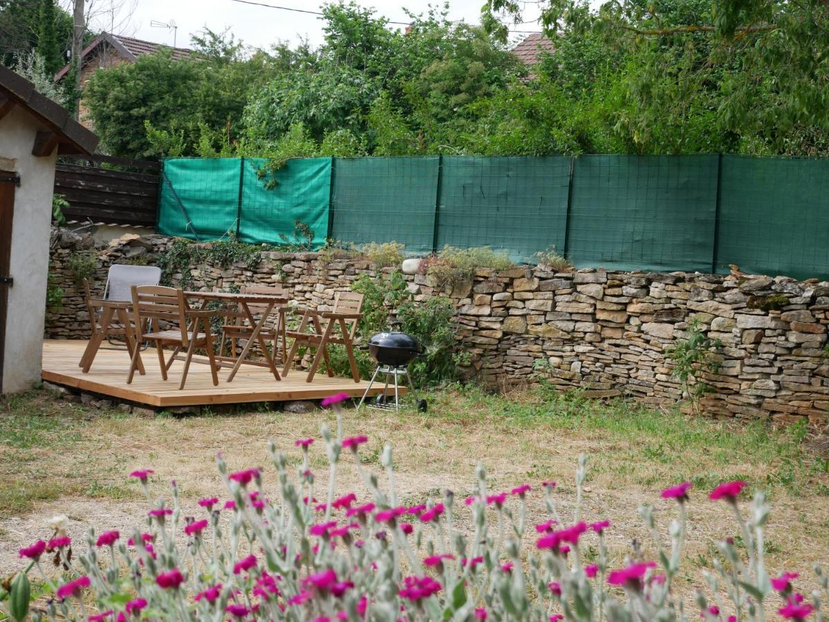 Gite Du Lavoir Leyrieu 外观 照片