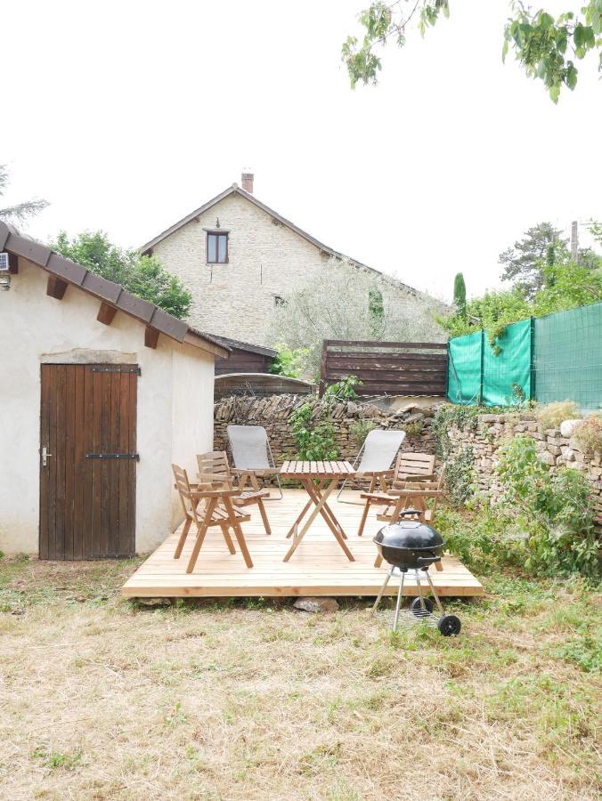 Gite Du Lavoir Leyrieu 外观 照片