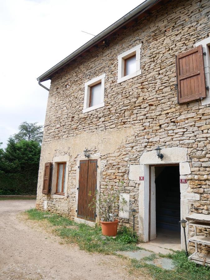 Gite Du Lavoir Leyrieu 外观 照片